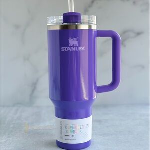 Stanley Dahlia Shimmer The Quencher H2.0 Flowstate Tumbler 40 oz